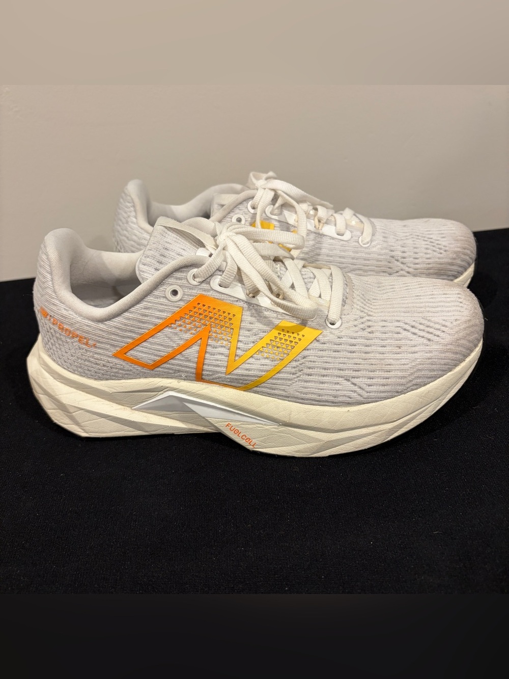 Size 7: New Balance Women’s FuelCell Propel v5